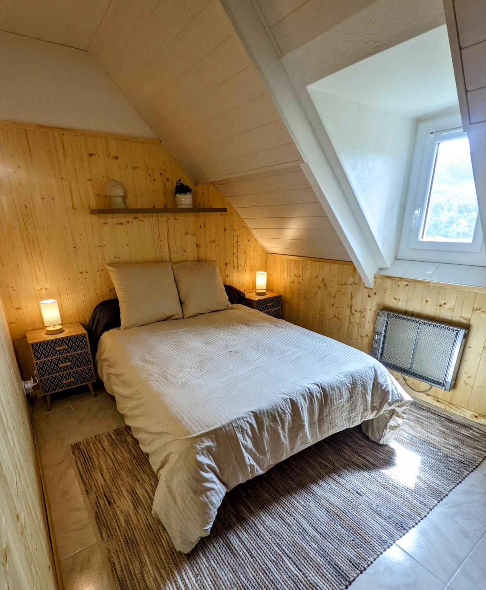 La Bigourdane Grand Gite Confortable & Spa Campan Exterior foto