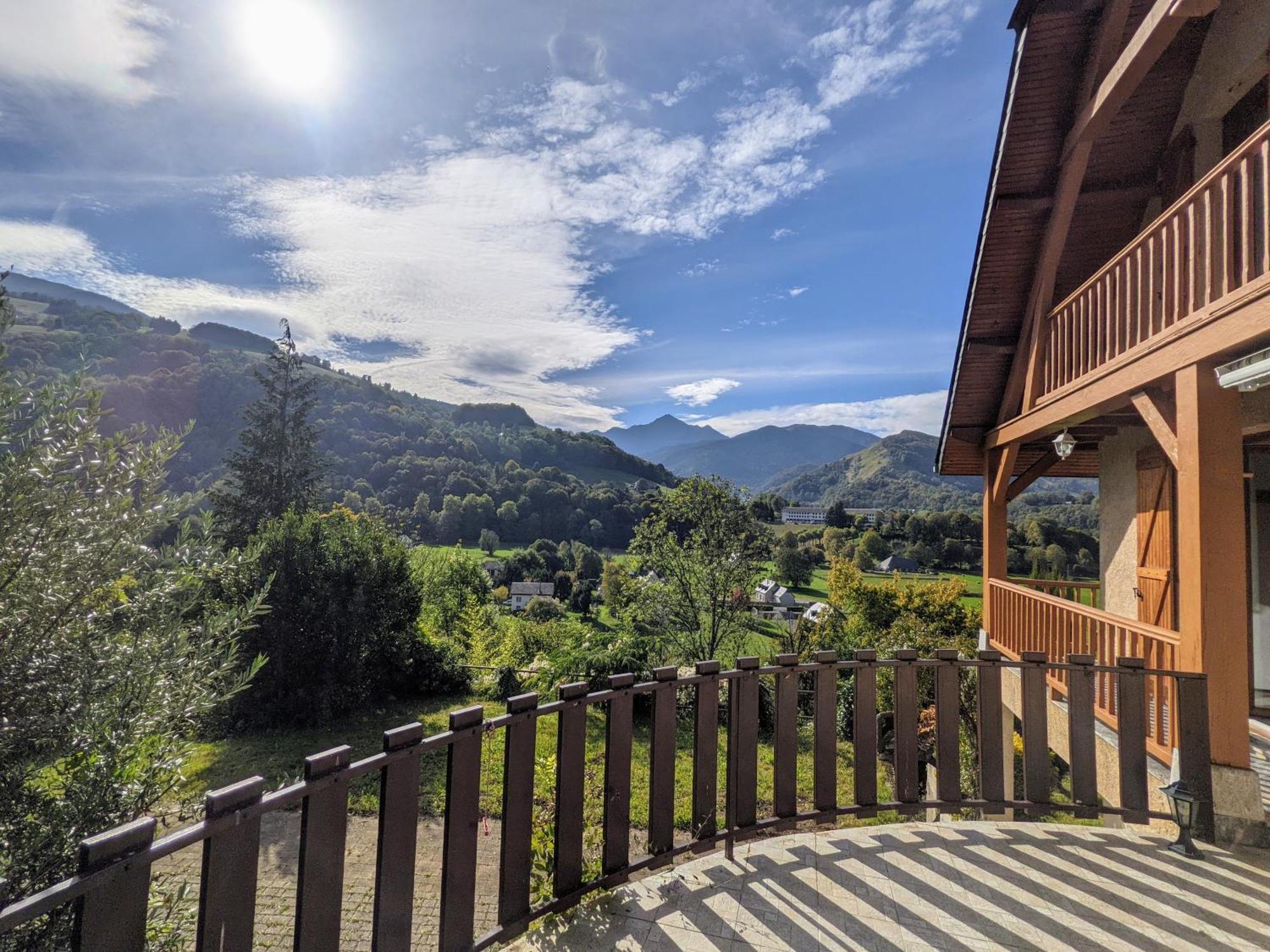 La Bigourdane Grand Gite Confortable & Spa Campan Exterior foto